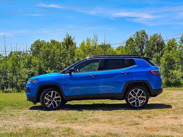 Photo of 2025 Hydro Blue Pearlcoat Jeep Compass