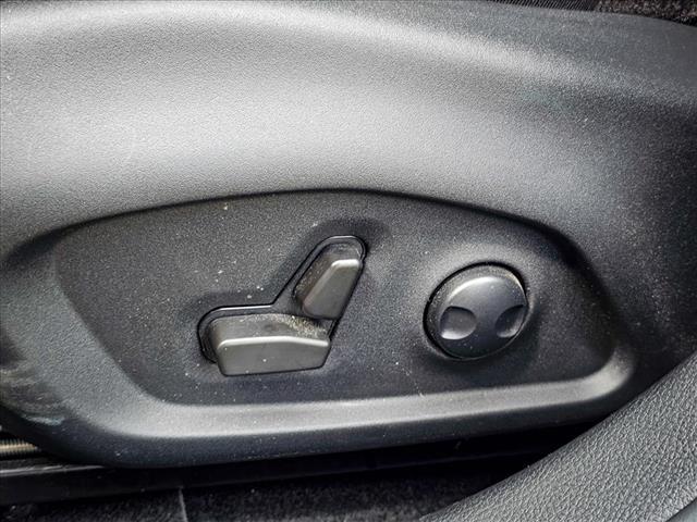Photo of 2022 Redline Pearlcoat Jeep Compass