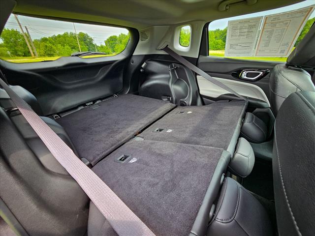 Photo of 2022 Grey Jeep Compass