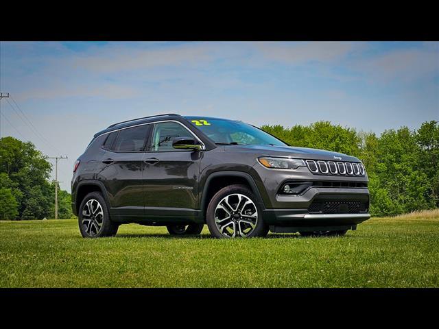 Photo of 2022 Grey Jeep Compass
