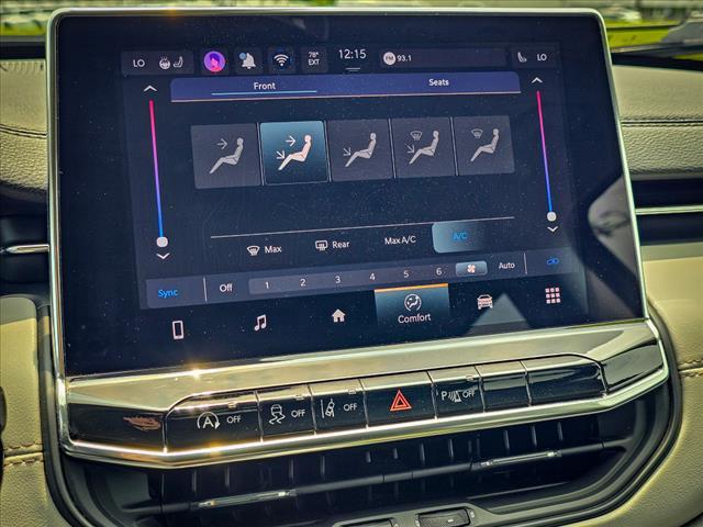 Photo of 2022 Grey Jeep Compass
