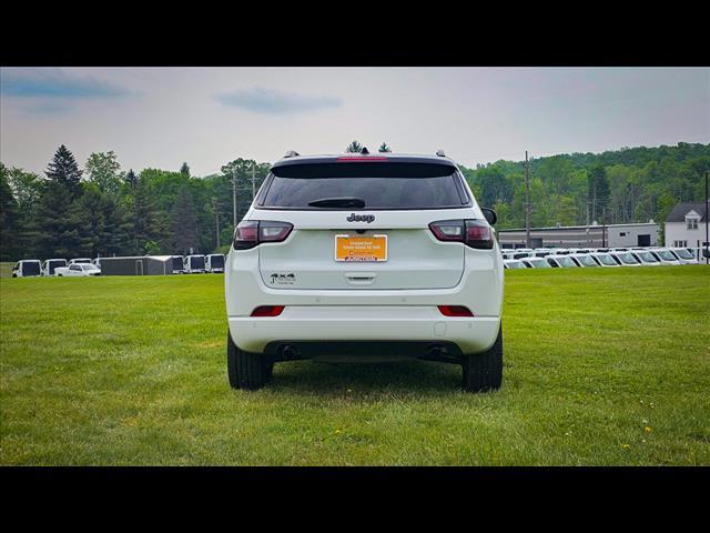 Photo of 2023 Bright White Clearcoat Jeep Compass