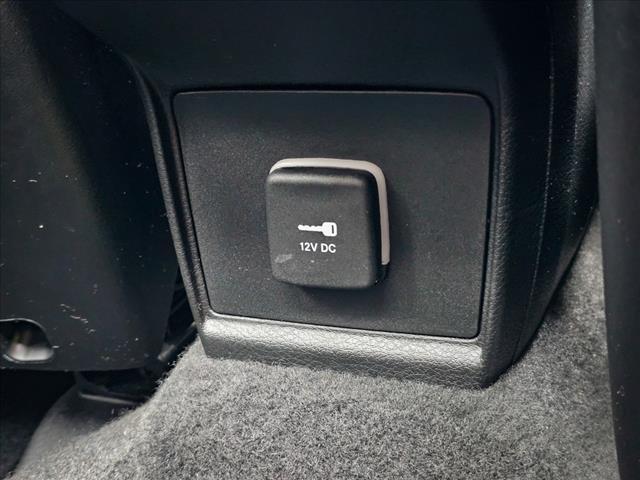 Photo of 2023 Bright White Clearcoat Jeep Compass