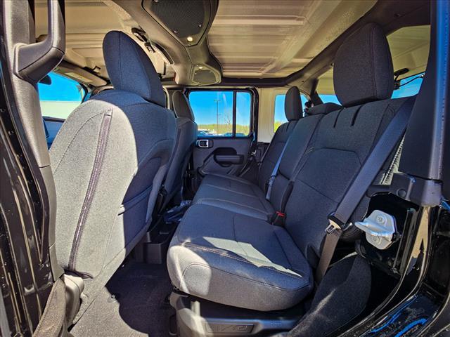 Photo of 2025 Black Clear Coat Px8 Jeep Wrangler