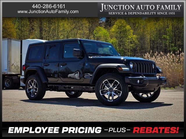 Photo of 2025 Black Clear Coat Px8 Jeep Wrangler