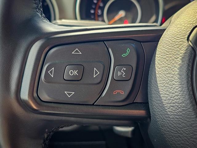 Photo of 2022 Black Clearcoat Jeep Wrangler