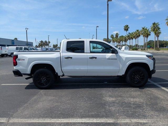 Photo of 2025 Summit White Chevrolet Colorado