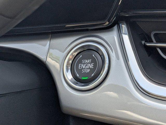 Photo of 2025 Summit White Chevrolet Trax