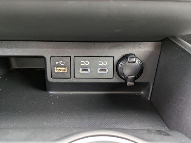 Photo of 2024 Green Toyota Highlander