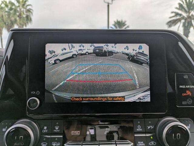 Photo of 2024 Green Toyota Highlander