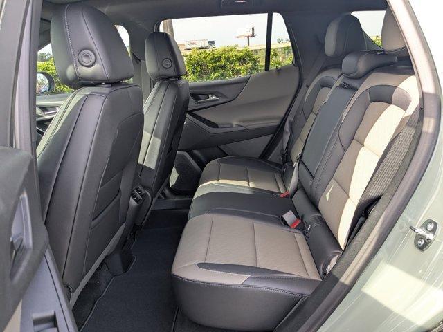 Photo of 2026 Green Chevrolet Equinox