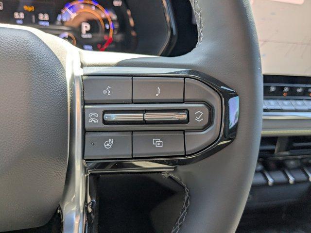 Photo of 2025 Black Chevrolet Colorado