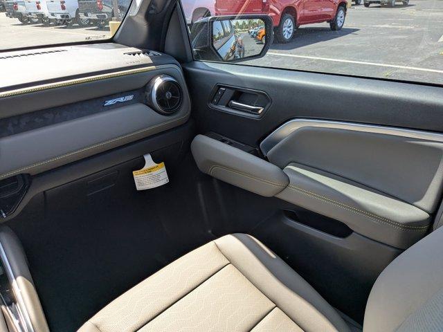 Photo of 2025 Black Chevrolet Colorado