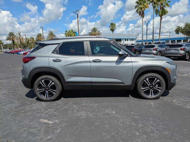 Photo of 2026 Sterling Gray Metallic Chevrolet Trailblazer