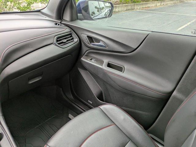 Photo of 2022 Blue Glow Metallic Chevrolet Equinox