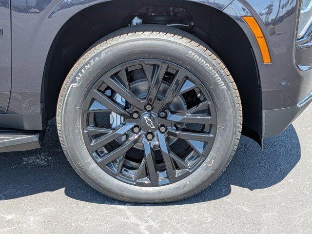 Photo of 2025 Dark Ash Metallic Chevrolet Suburban