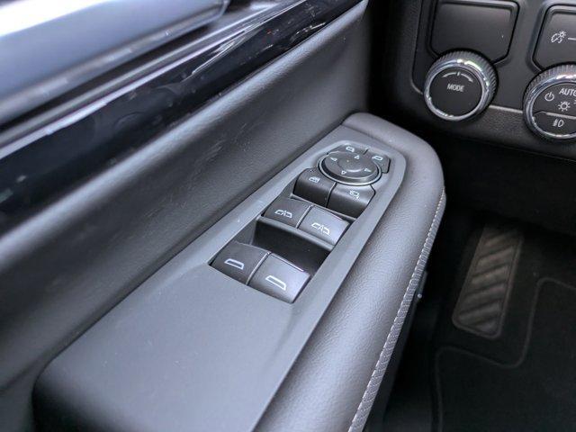 Photo of 2025 Sterling Gray Metallic Chevrolet Suburban