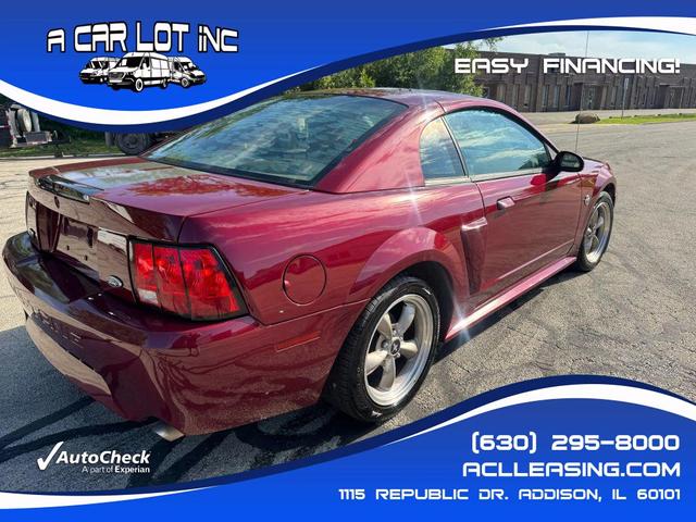 Photo of 2004 Burgundy Ford Mustang