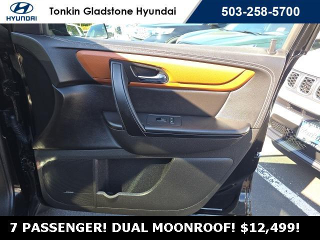 Photo of 2017 Mosaic Black Metallic Chevrolet Traverse