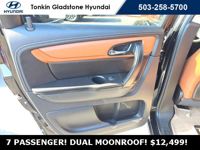 Photo of 2017 Mosaic Black Metallic Chevrolet Traverse