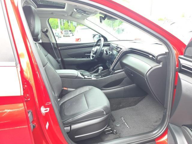 Photo of 2022 Red Metallic Hyundai TUCSON