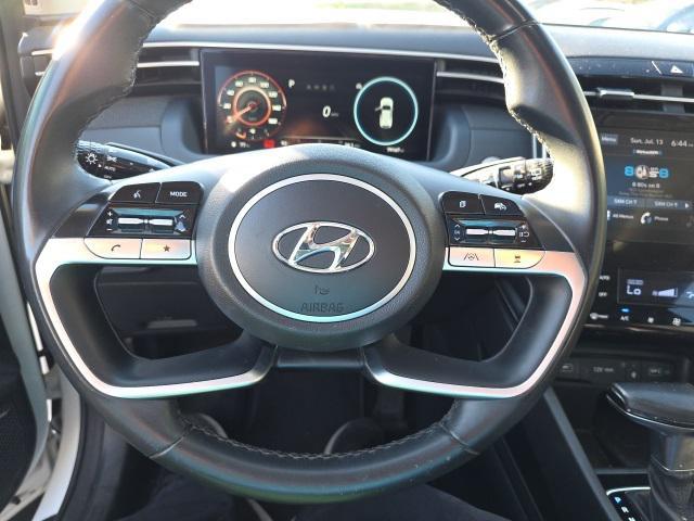 Photo of 2022 Quartz White Hyundai TUCSON