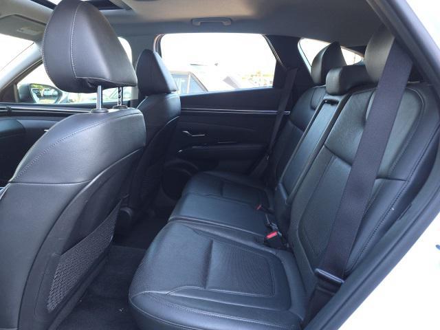 Photo of 2022 Quartz White Hyundai TUCSON