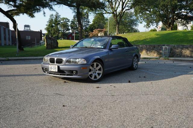 2003 BMW 325