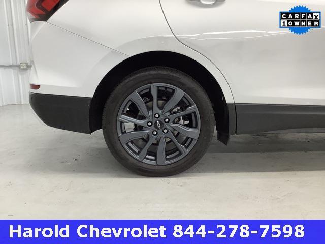 Photo of 2022 Summit White Chevrolet Equinox