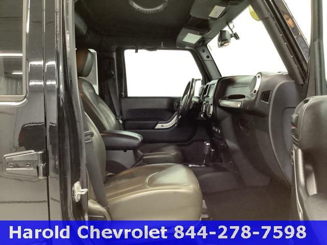 Photo of 2016 Black Clearcoat Jeep Wrangler Unlimited