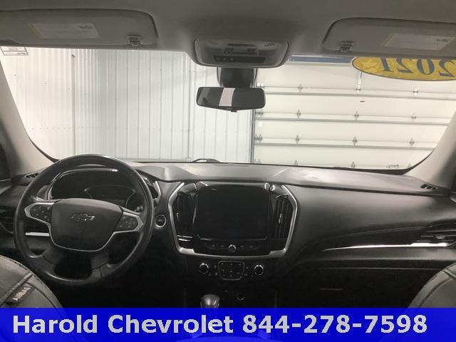 Photo of 2021 Summit White Chevrolet Traverse