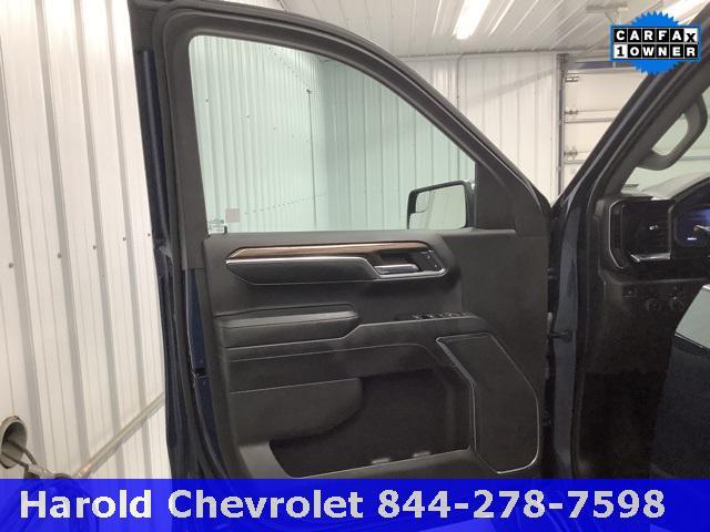 Photo of 2022 Northsky Blue Metallic Chevrolet Silverado 1500