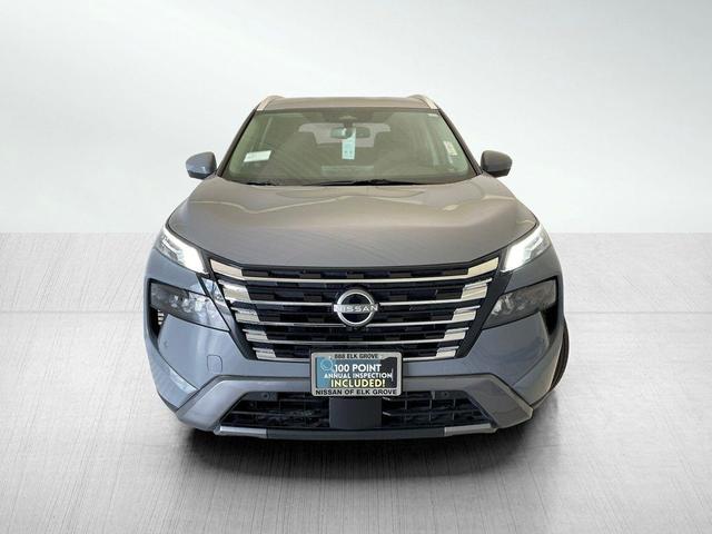 Photo of 2025 Boulder Gray Pearl Nissan Rogue