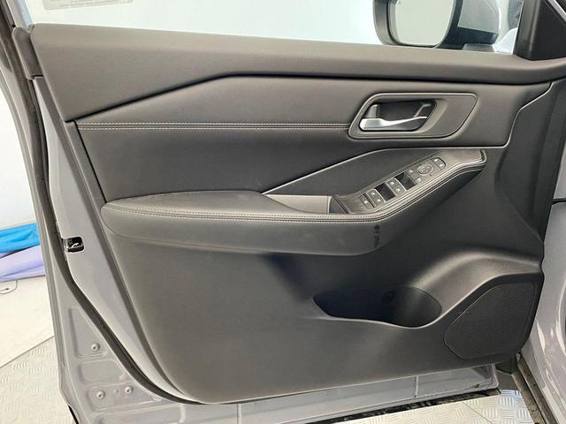 Photo of 2025 Boulder Gray Pearl Nissan Rogue