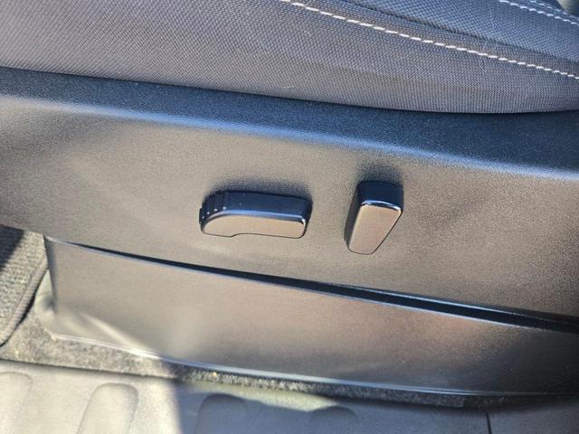Photo of 2023 Gun Metallic Nissan Frontier