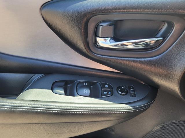 Photo of 2023 Super Black Nissan Murano
