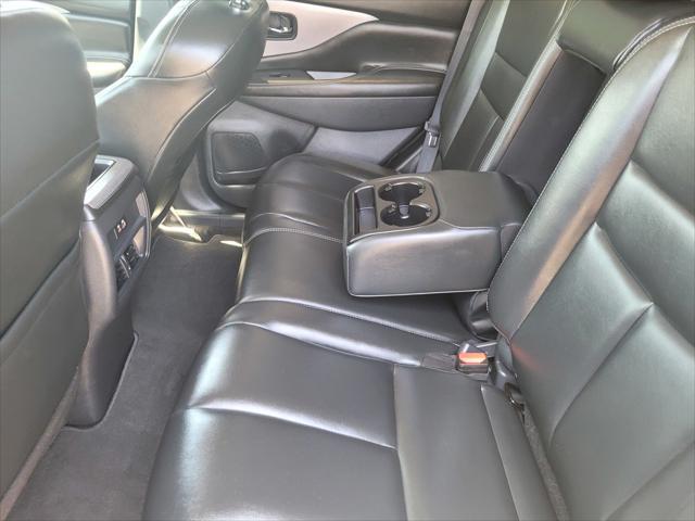 Photo of 2023 Super Black Nissan Murano