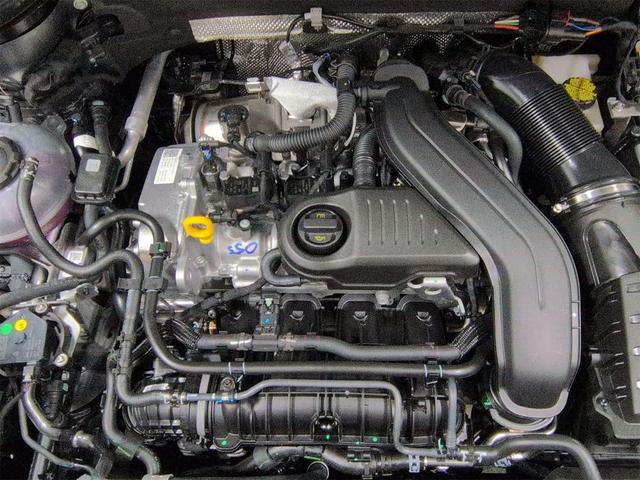 Photo of 2025 Platinum Gray Metallic Volkswagen Taos