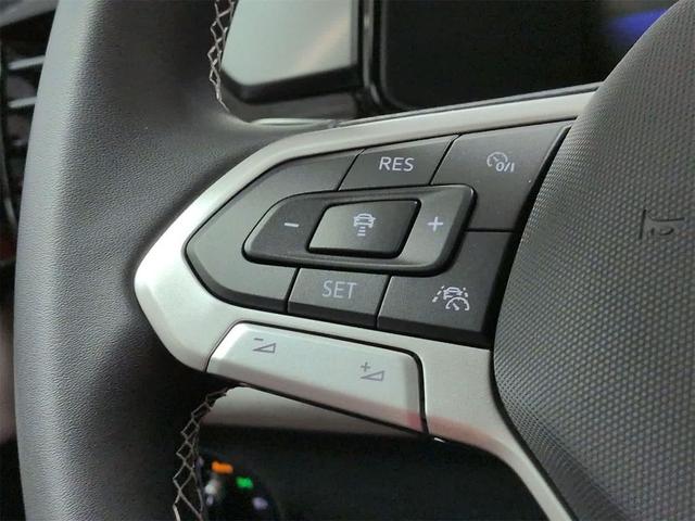 Photo of 2025 Platinum Gray Metallic Volkswagen Taos
