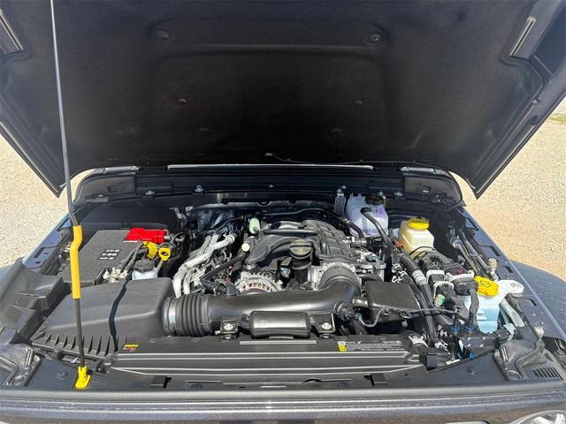 Photo of 2025 Granite Crystal Clearcoat Metallic Jeep Wrangler