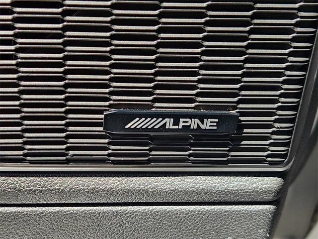 Photo of 2022 Silver Zynith Jeep Grand Cherokee