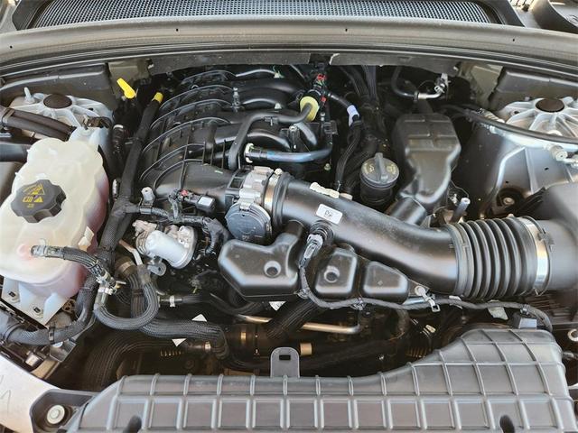 Photo of 2022 Silver Zynith Jeep Grand Cherokee