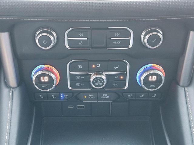 Photo of 2022 Midnight Blue Metallic GMC Yukon XL