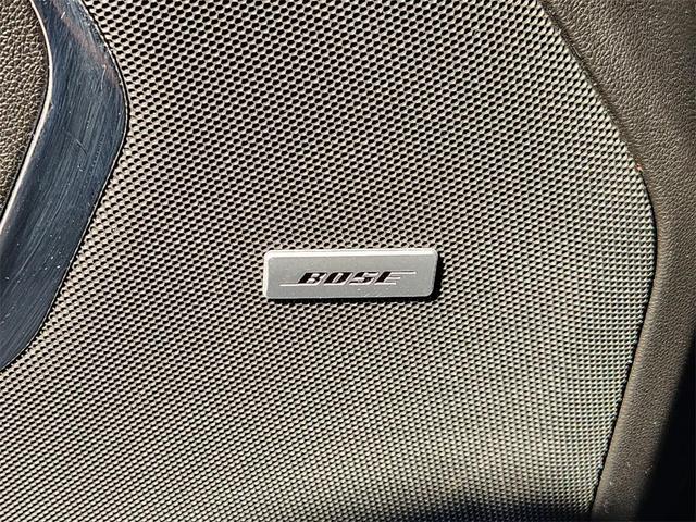 Photo of 2022 Midnight Blue Metallic GMC Yukon XL
