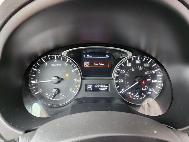 Photo of 2014 Brilliant Silver Metallic Nissan Altima