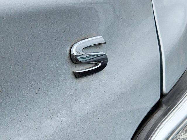 Photo of 2014 Brilliant Silver Metallic Nissan Altima
