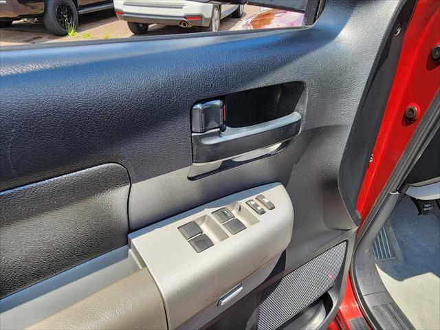 Photo of 2008 Red Toyota Tundra
