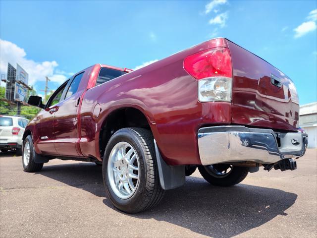 Photo of 2008 Red Toyota Tundra