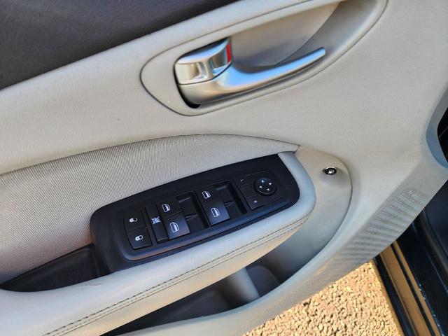 Photo of 2013 Pitch Black Clearcoat Dodge Dart