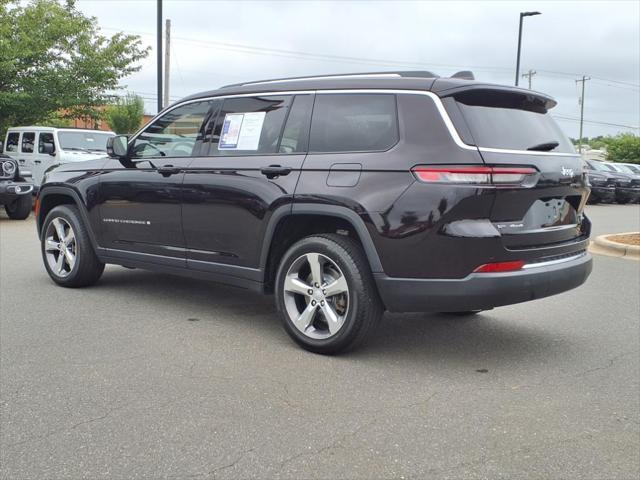 Photo of 2022 Ember Pearlcoat Jeep Grand Cherokee L